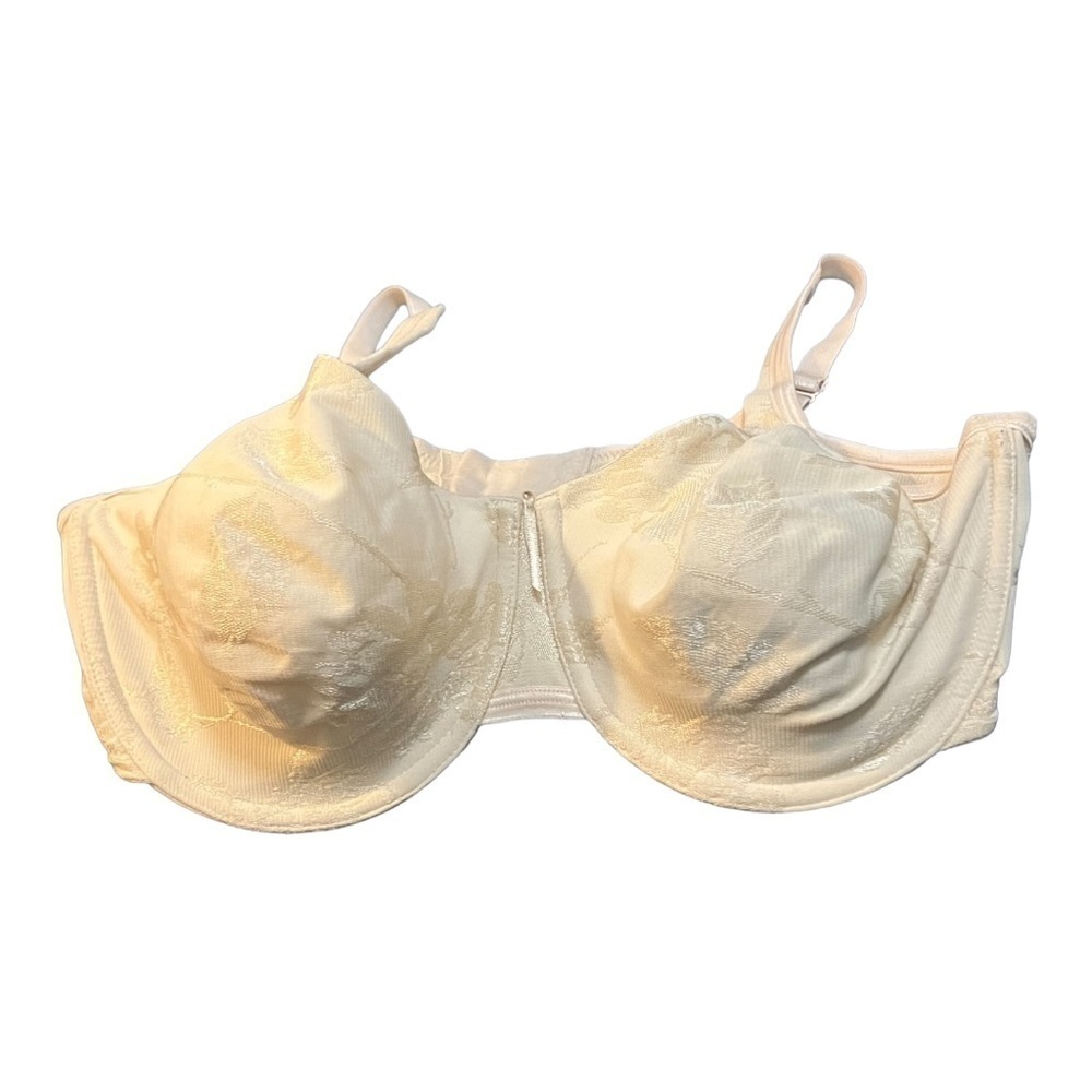 WACOAL size 40D Light Beige Underwire Adjustable back closing Bra